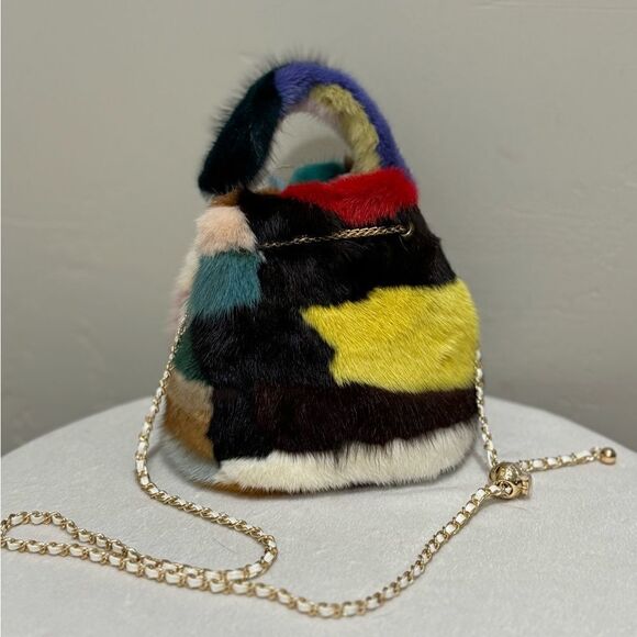 Handmade Color-block Genuine Mink Fur & Drawstring Bucket Bag Includes 2 Straps - Picture 4 of 16